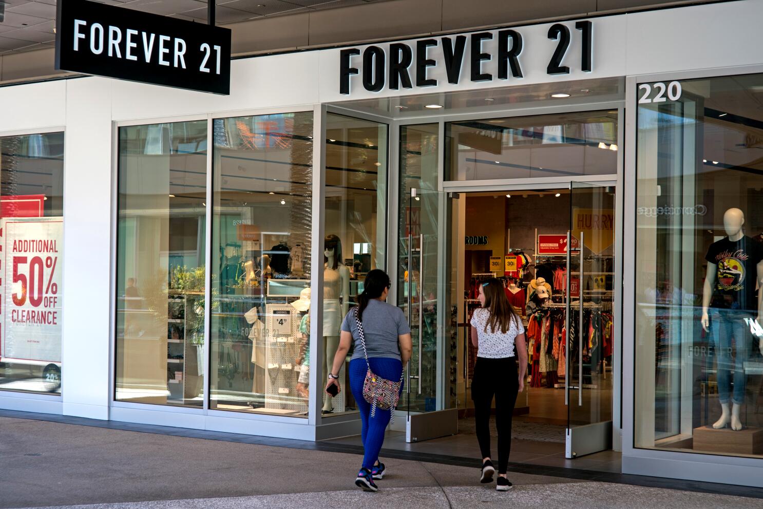 forever 21 files for bankruptcy, 2nd time in 6 years